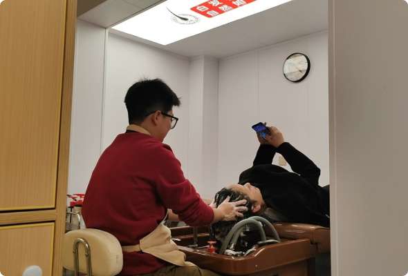 乌域养发加盟：迎接健康养发新风口，共创行业财富新未来